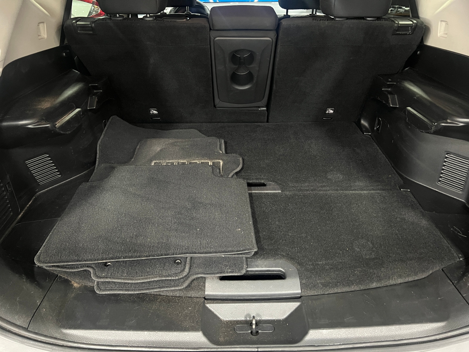 Thumbnail: 2019 Nissan Rogue - 7