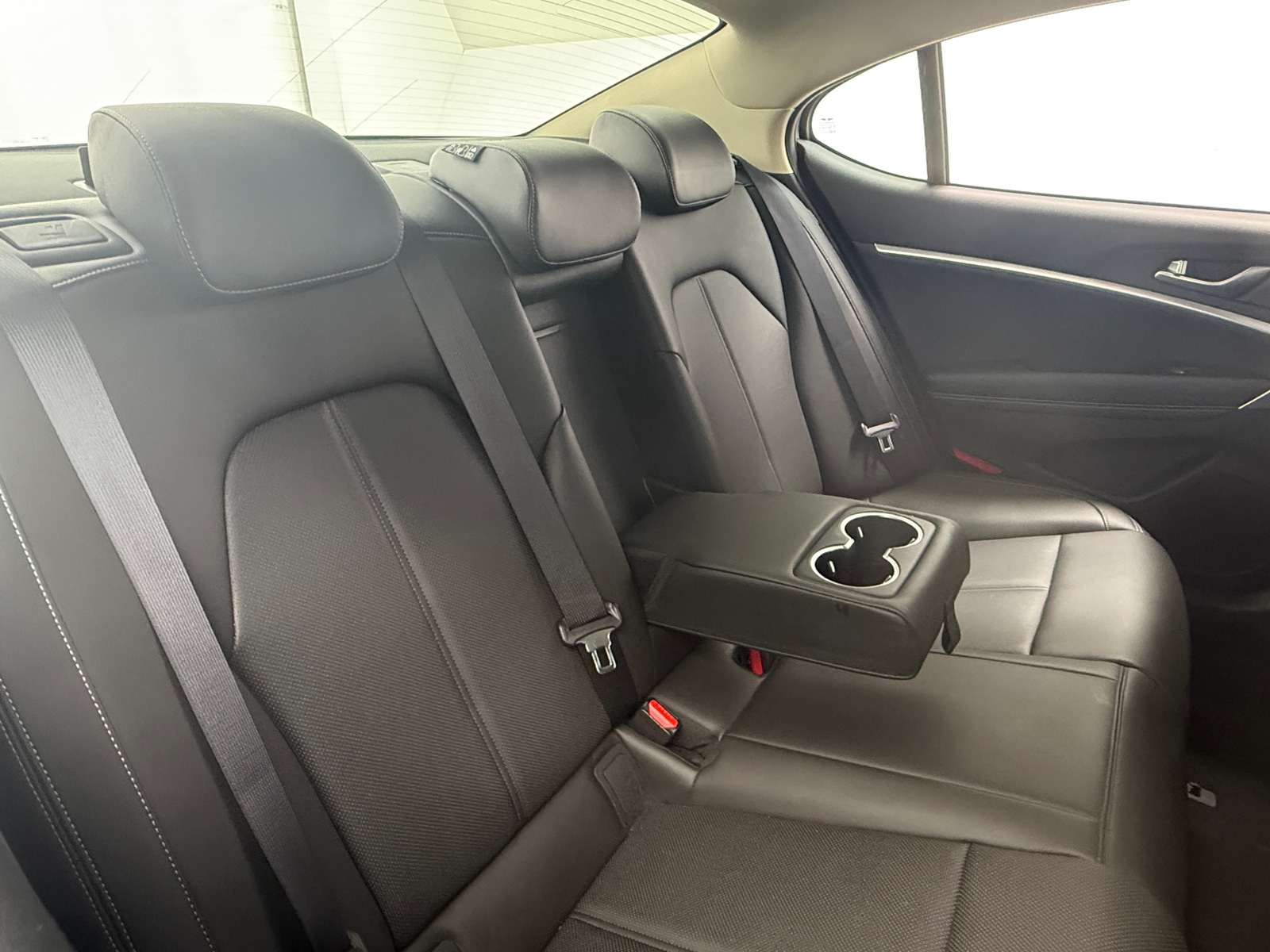 Thumbnail: 2025 Genesis G70 - 5