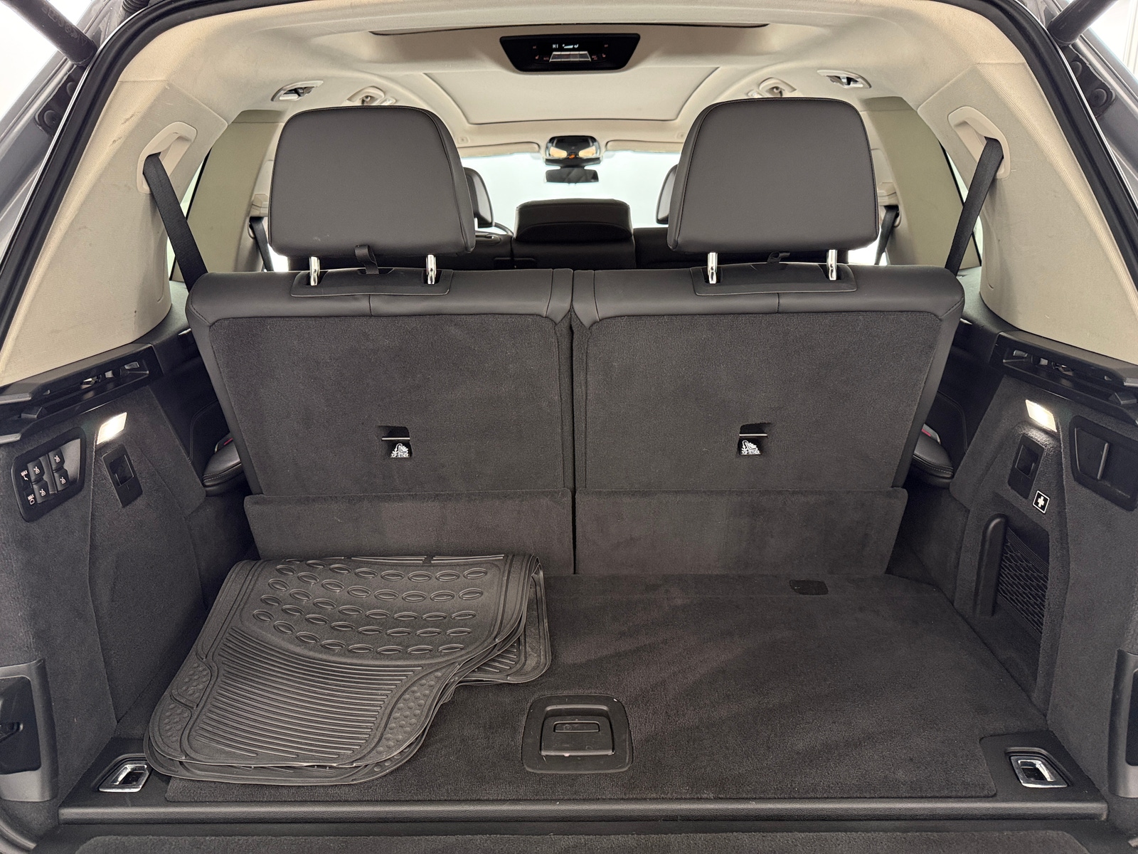 Thumbnail: 2024 BMW X7 - 7