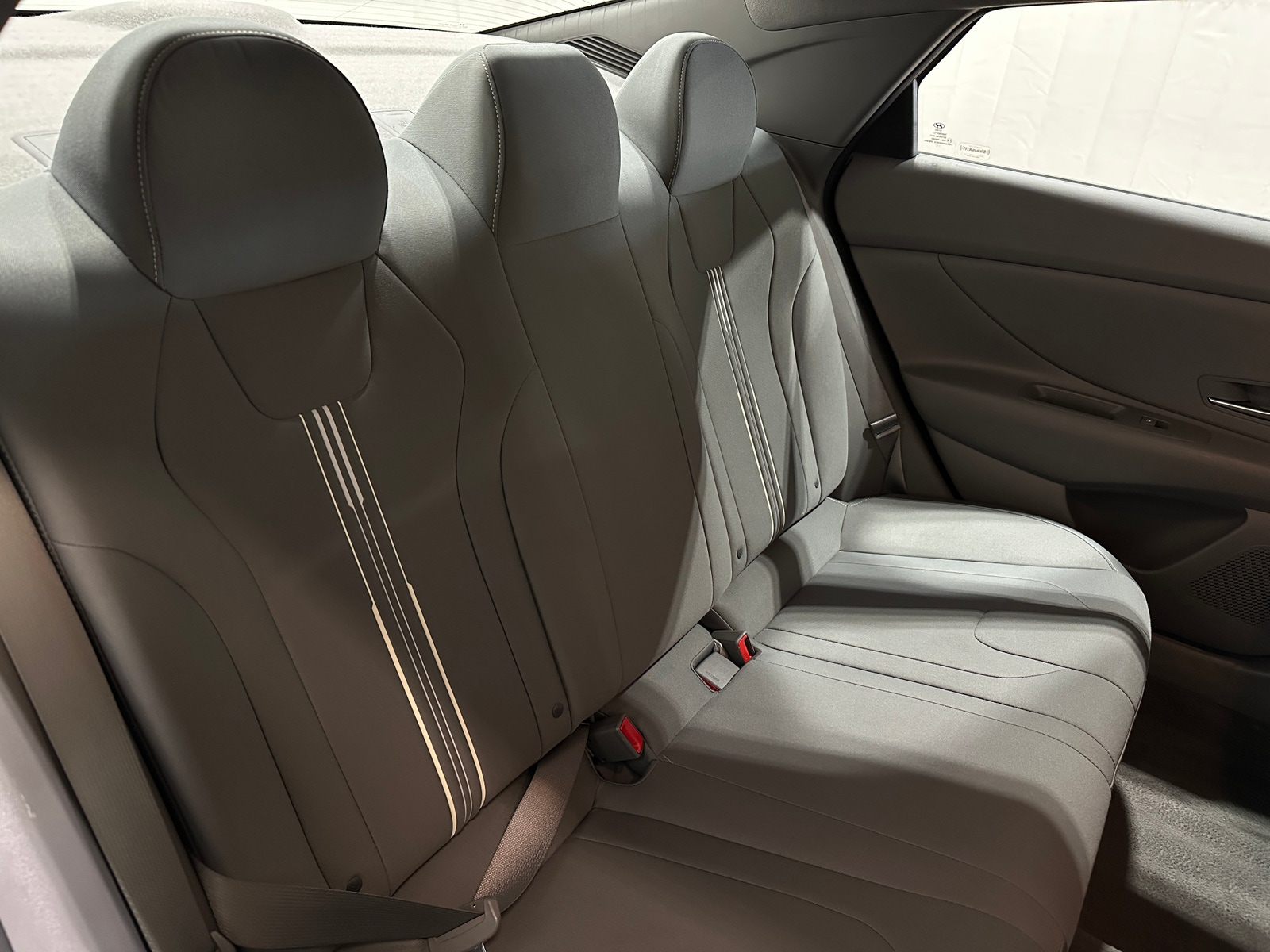 Thumbnail: 2022 Hyundai Elantra - 6