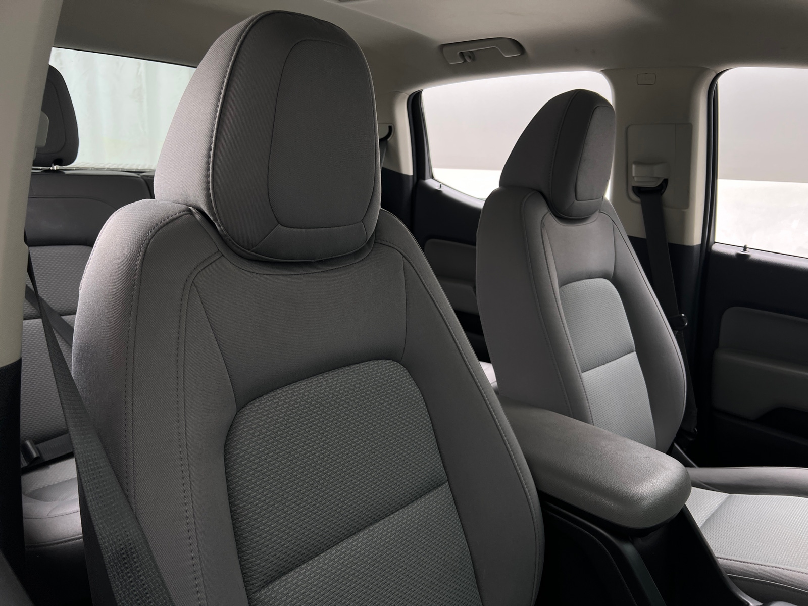 Thumbnail: 2017 Chevrolet Colorado - 2