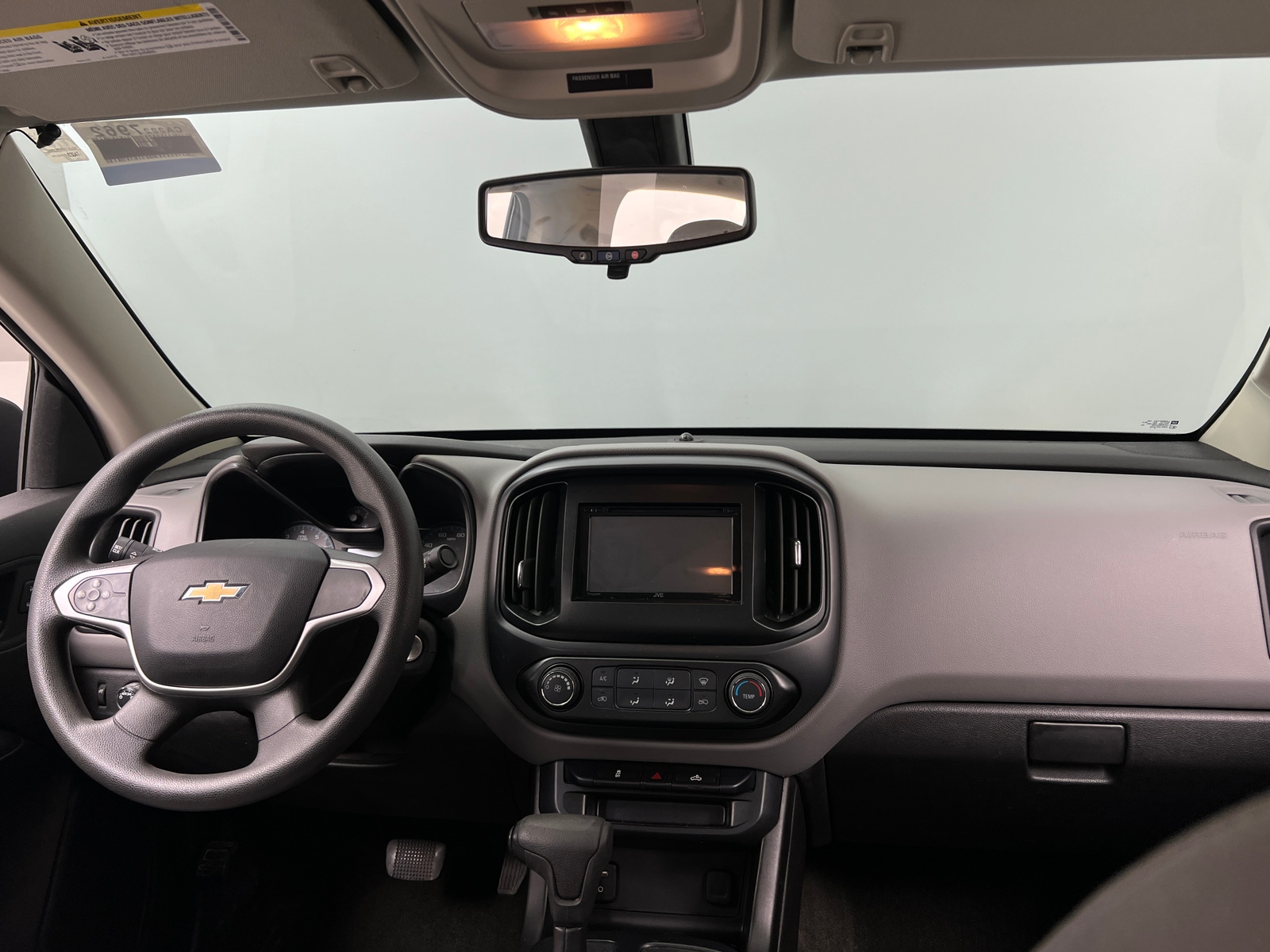 Thumbnail: 2017 Chevrolet Colorado - 3