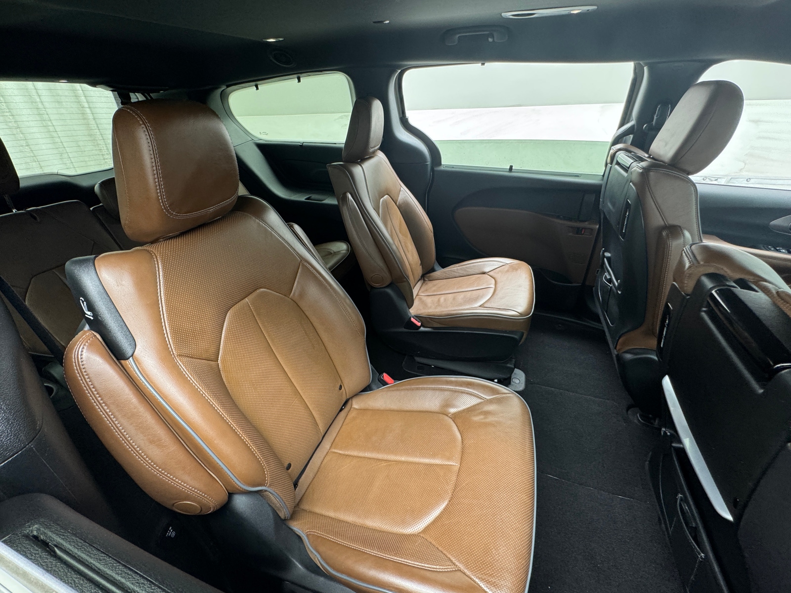 Thumbnail: 2020 Chrysler Pacifica - 5