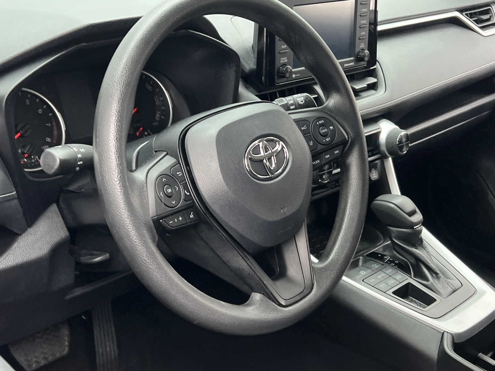 Thumbnail: 2022 Toyota RAV4 - 5