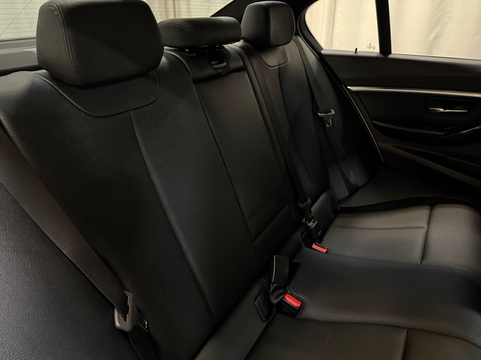 Thumbnail: 2017 BMW 3 Series - 5