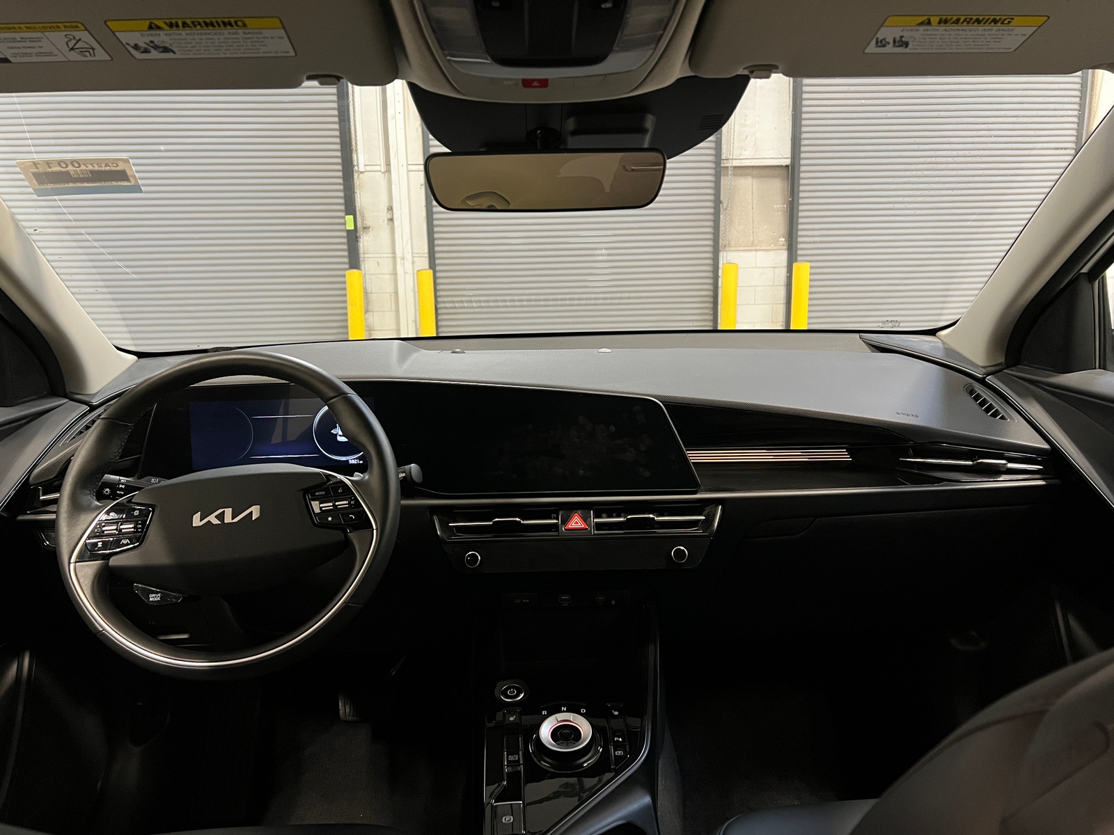 Thumbnail: 2025 Kia Niro - 3