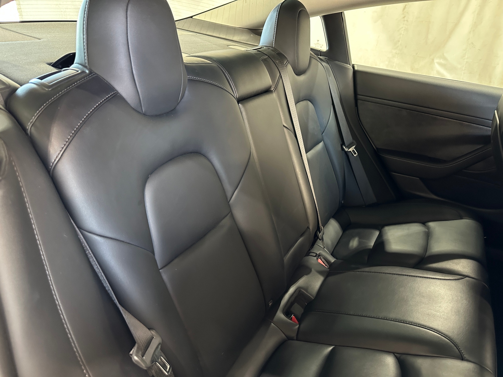 Thumbnail: 2021 Tesla Model 3 - 4