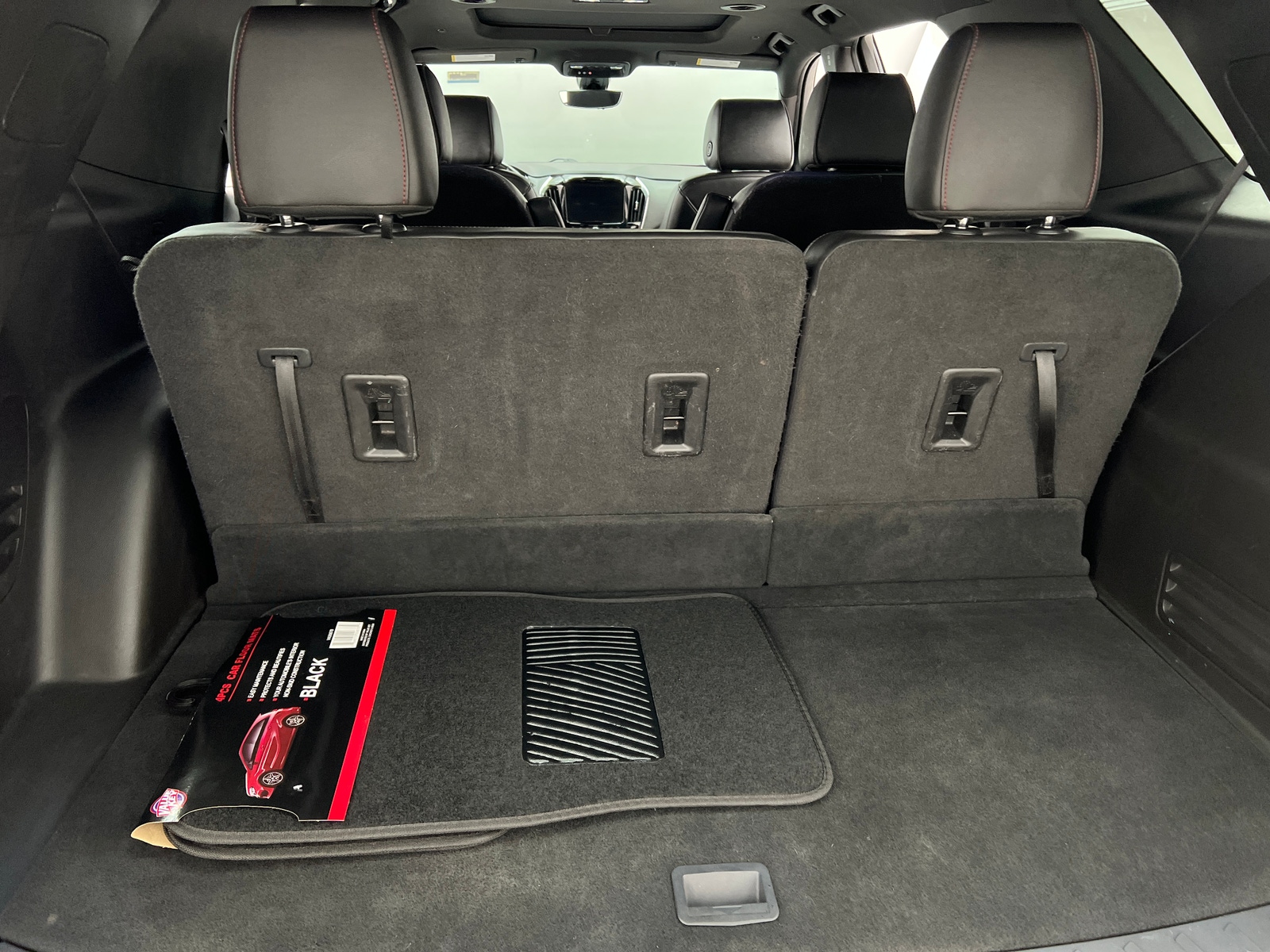 Thumbnail: 2023 Chevrolet Traverse - 6