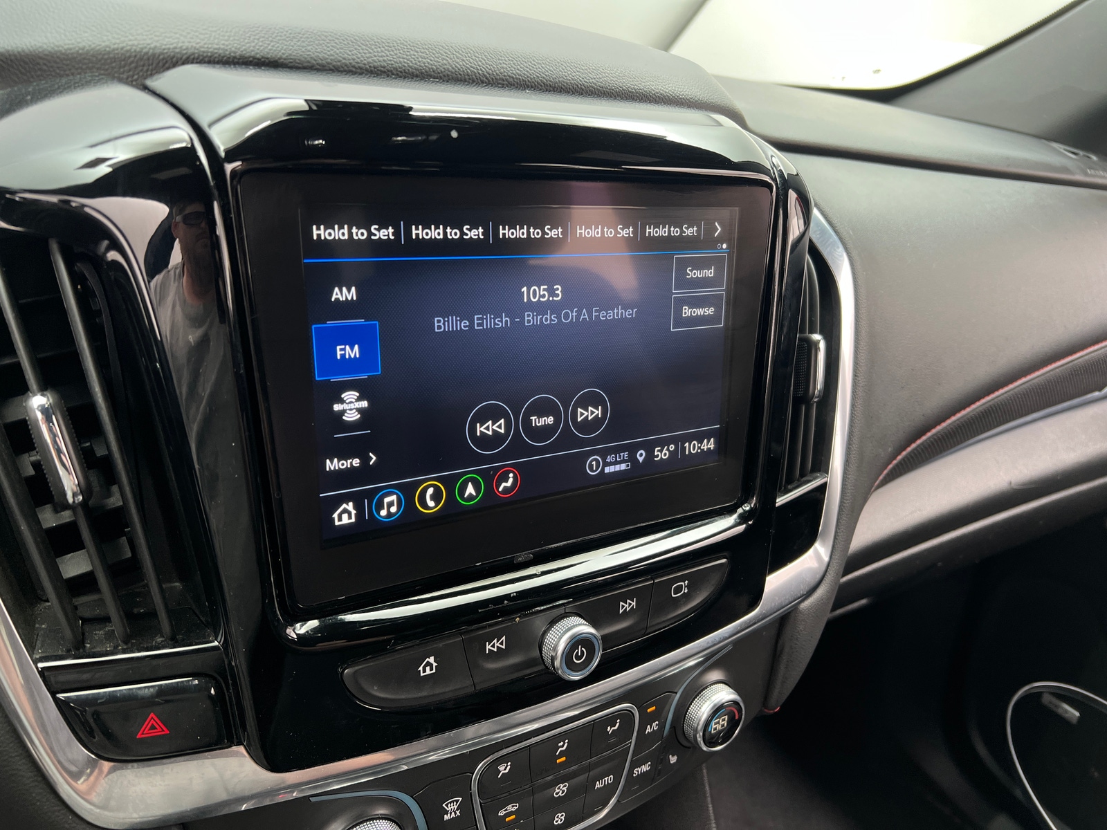 Thumbnail: 2023 Chevrolet Traverse - 3