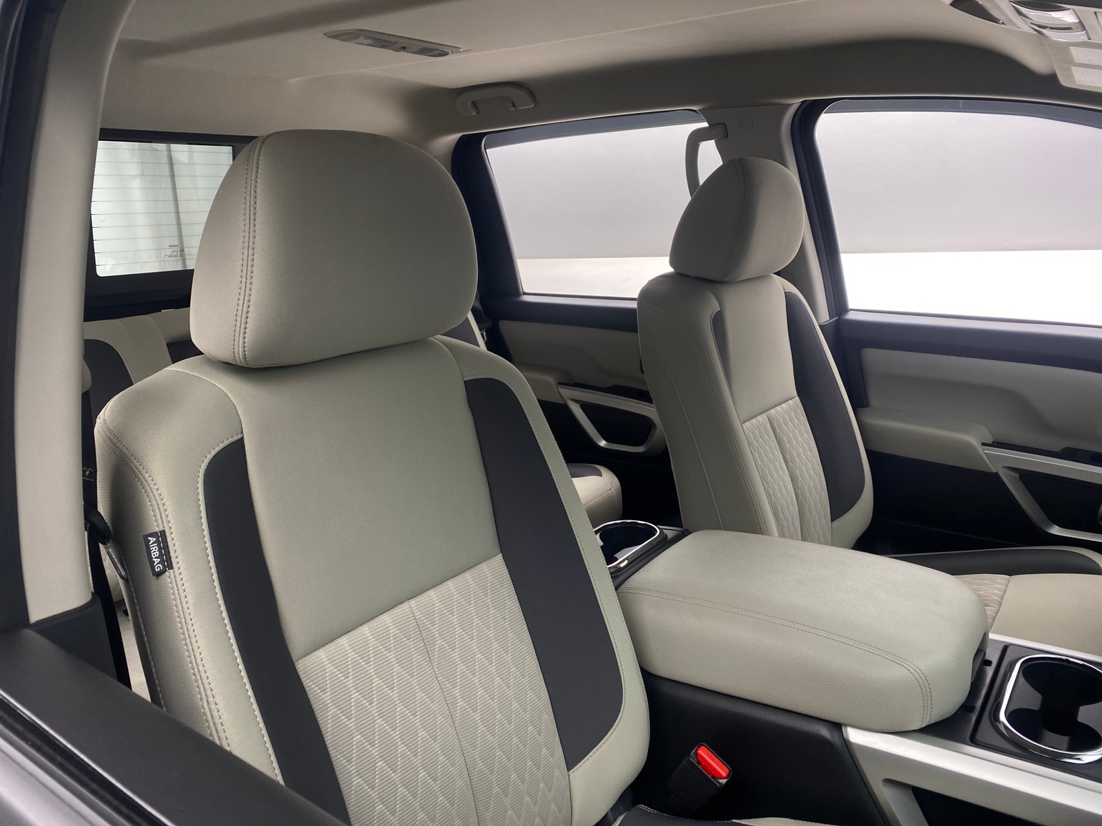 Thumbnail: 2024 Nissan Titan - 2