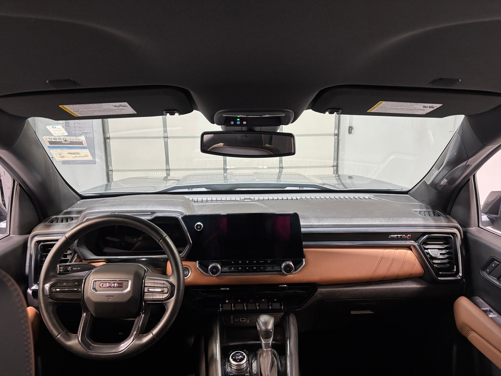 Thumbnail: 2024 GMC Canyon - 3