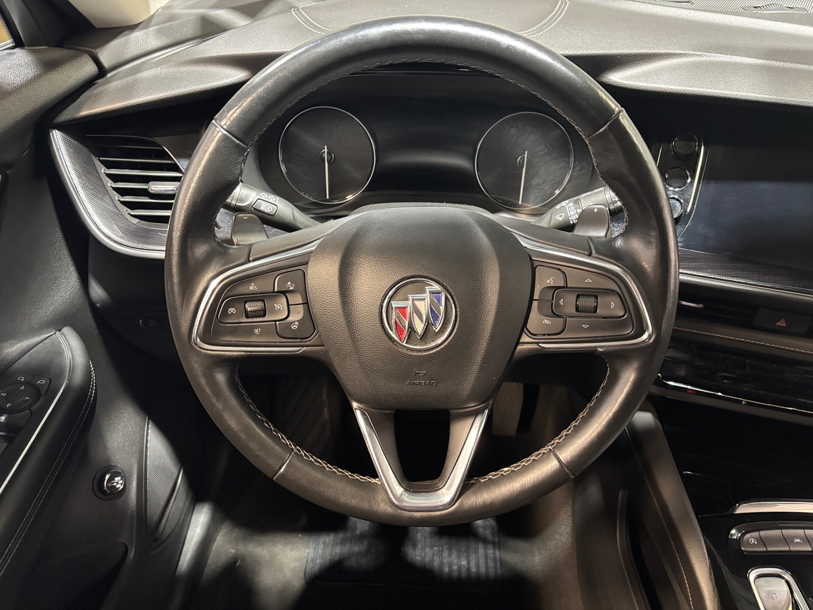 Thumbnail: 2023 Buick Envision - 4