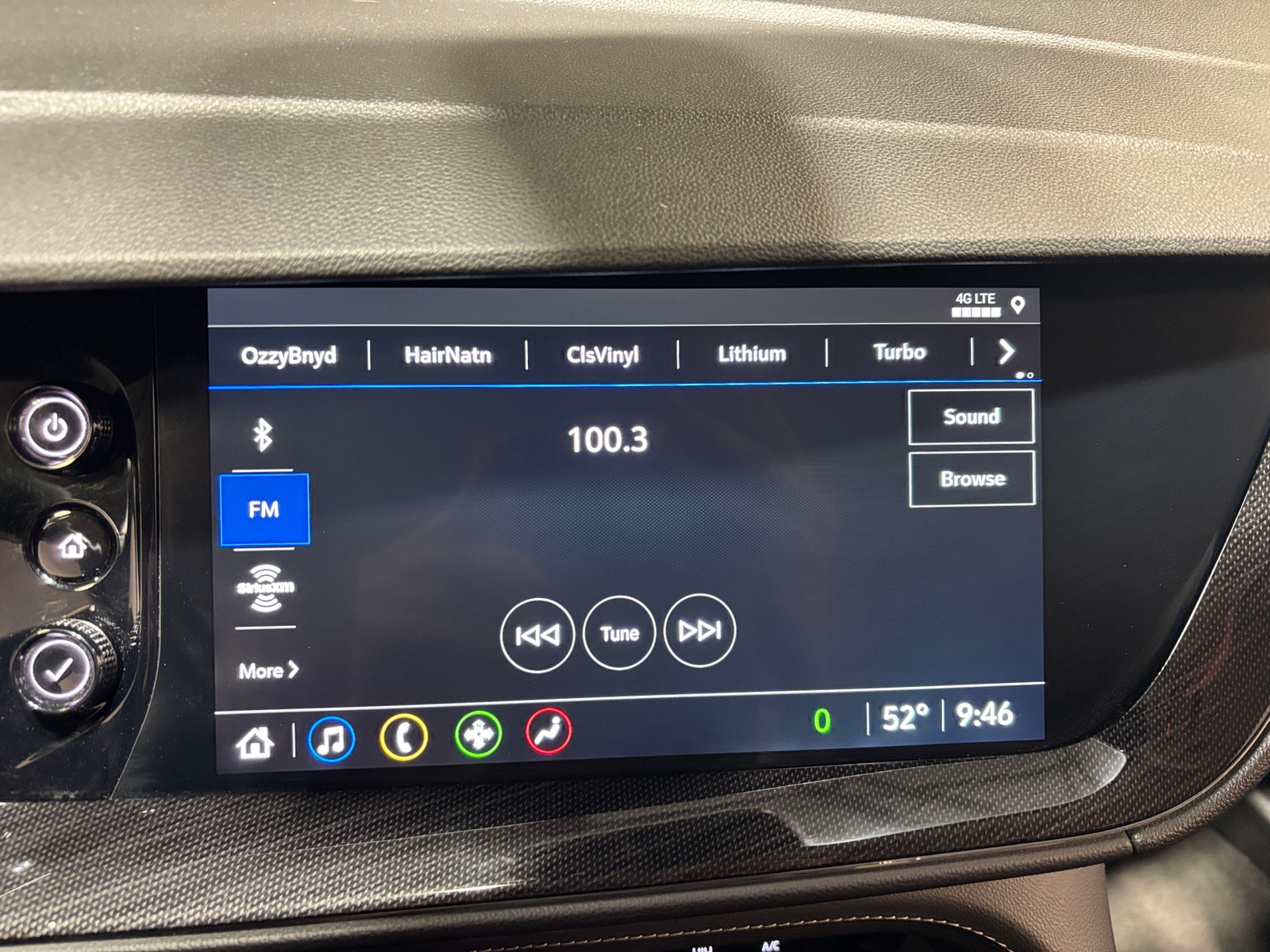 Thumbnail: 2023 Buick Envision - 3