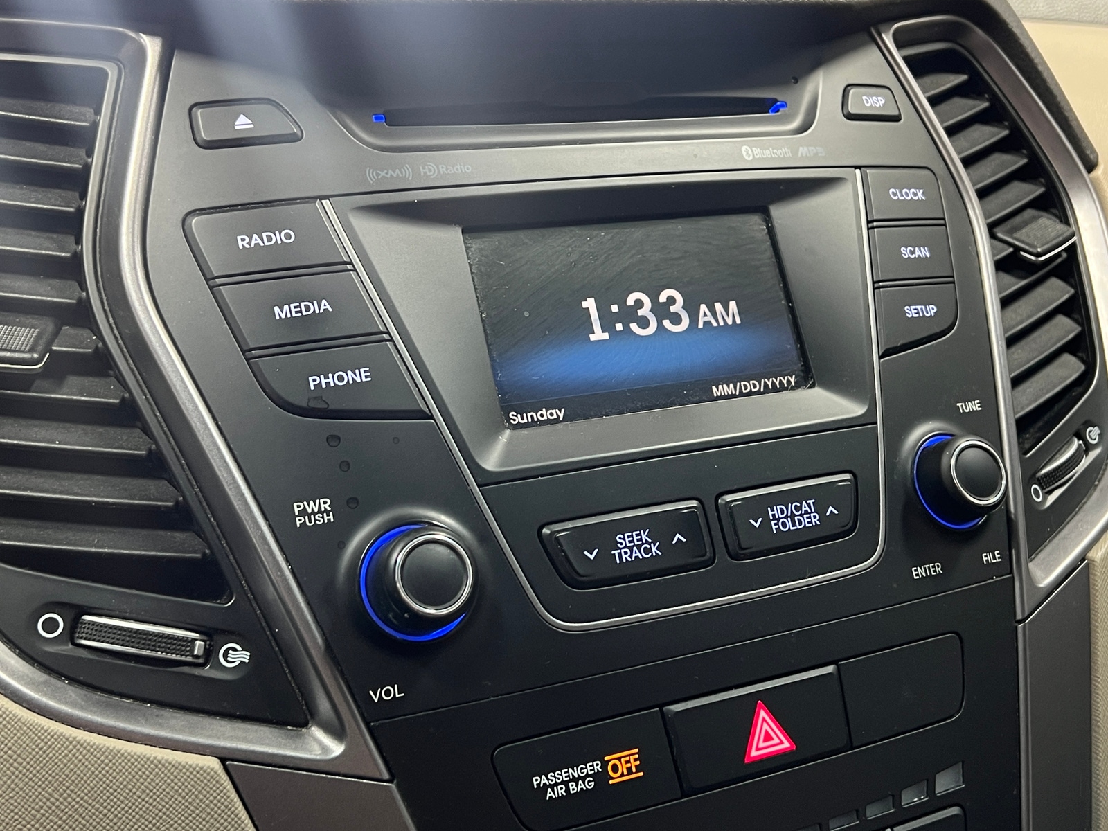 Thumbnail: 2015 Hyundai Santa Fe - 4