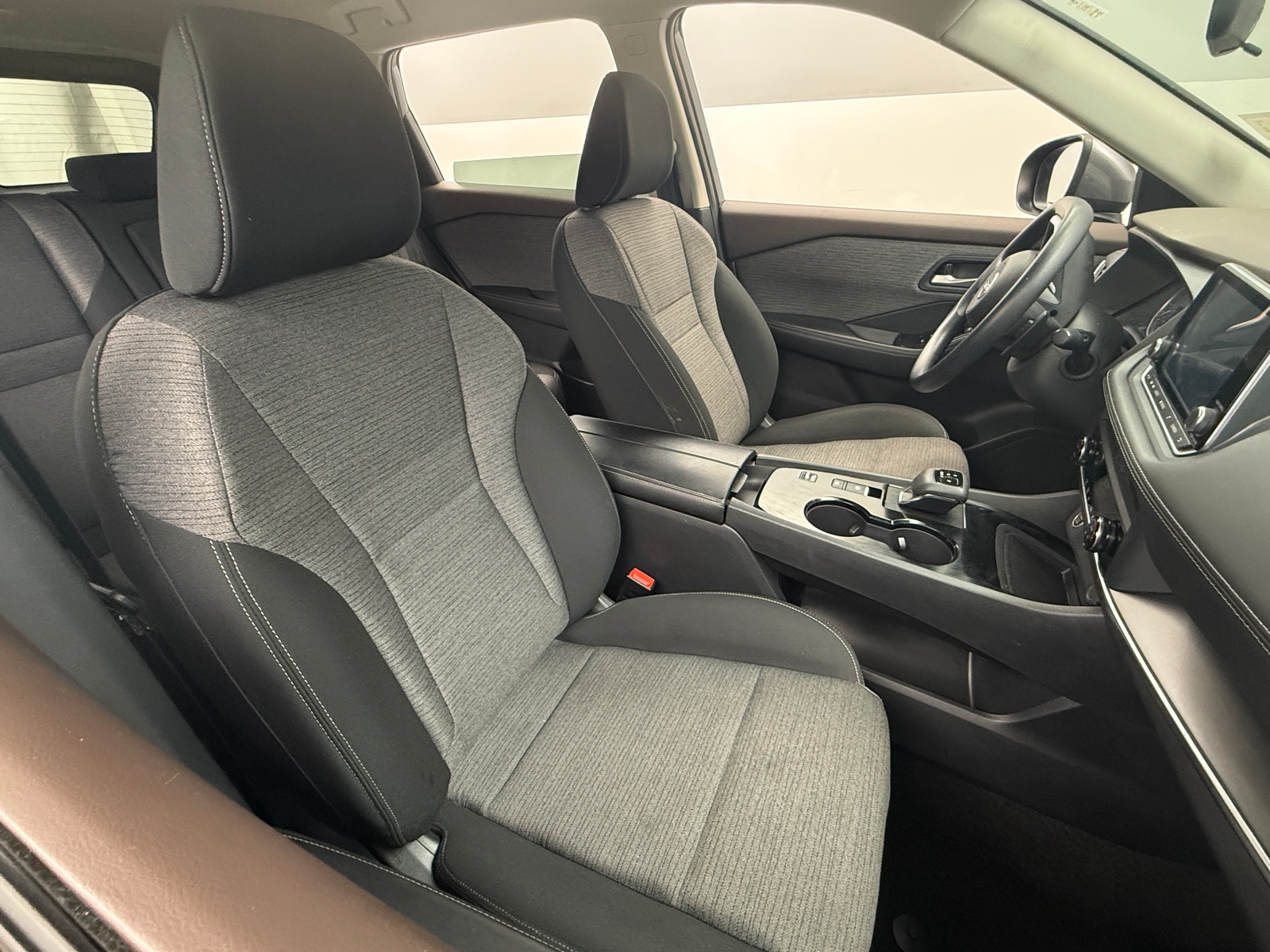 Thumbnail: 2023 Nissan Rogue - 2