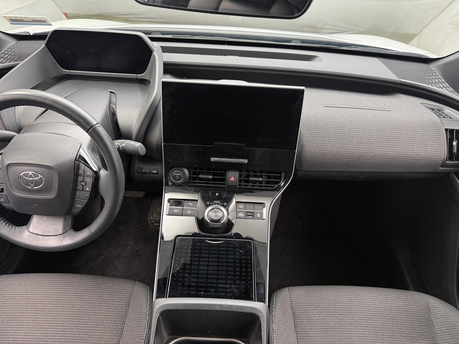 Thumbnail: 2023 Toyota bZ4X - 2