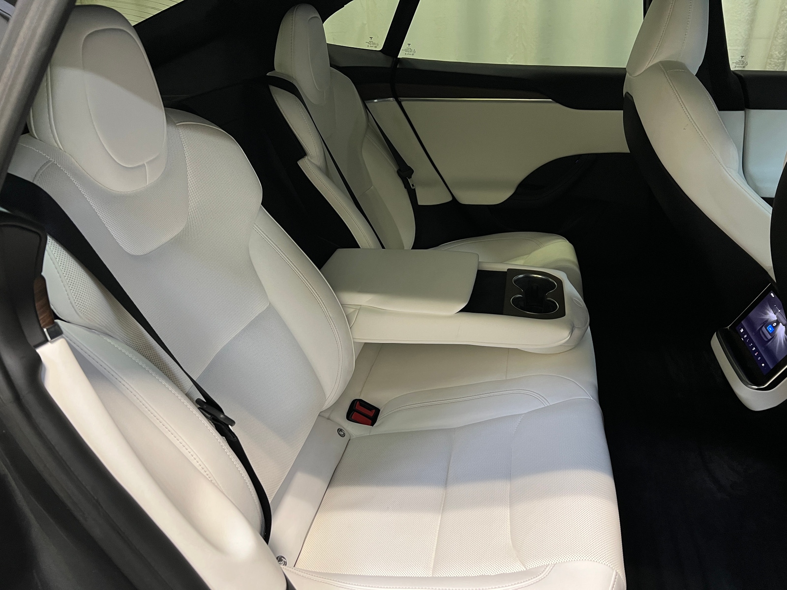 Thumbnail: 2022 Tesla Model S - 5