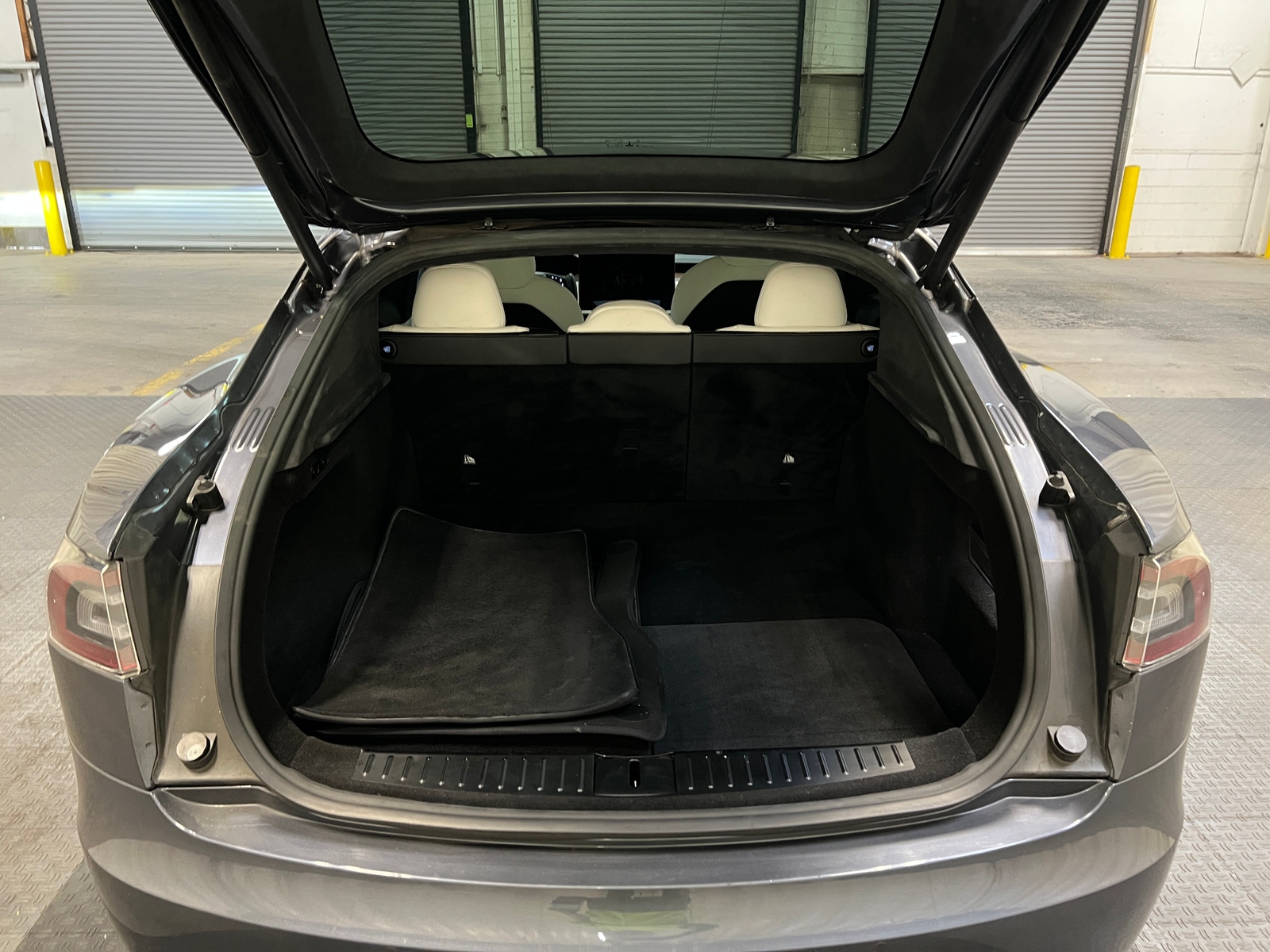 Thumbnail: 2022 Tesla Model S - 6