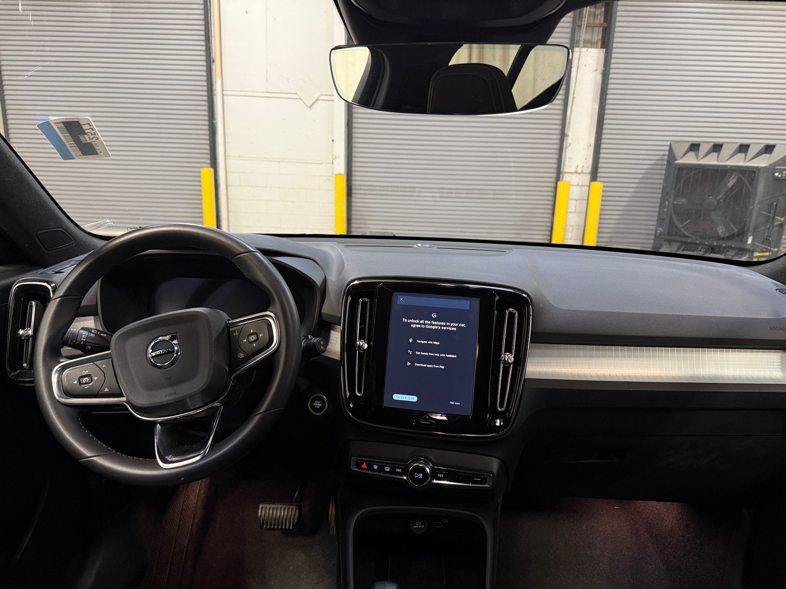 Thumbnail: 2024 Volvo XC40 - 3