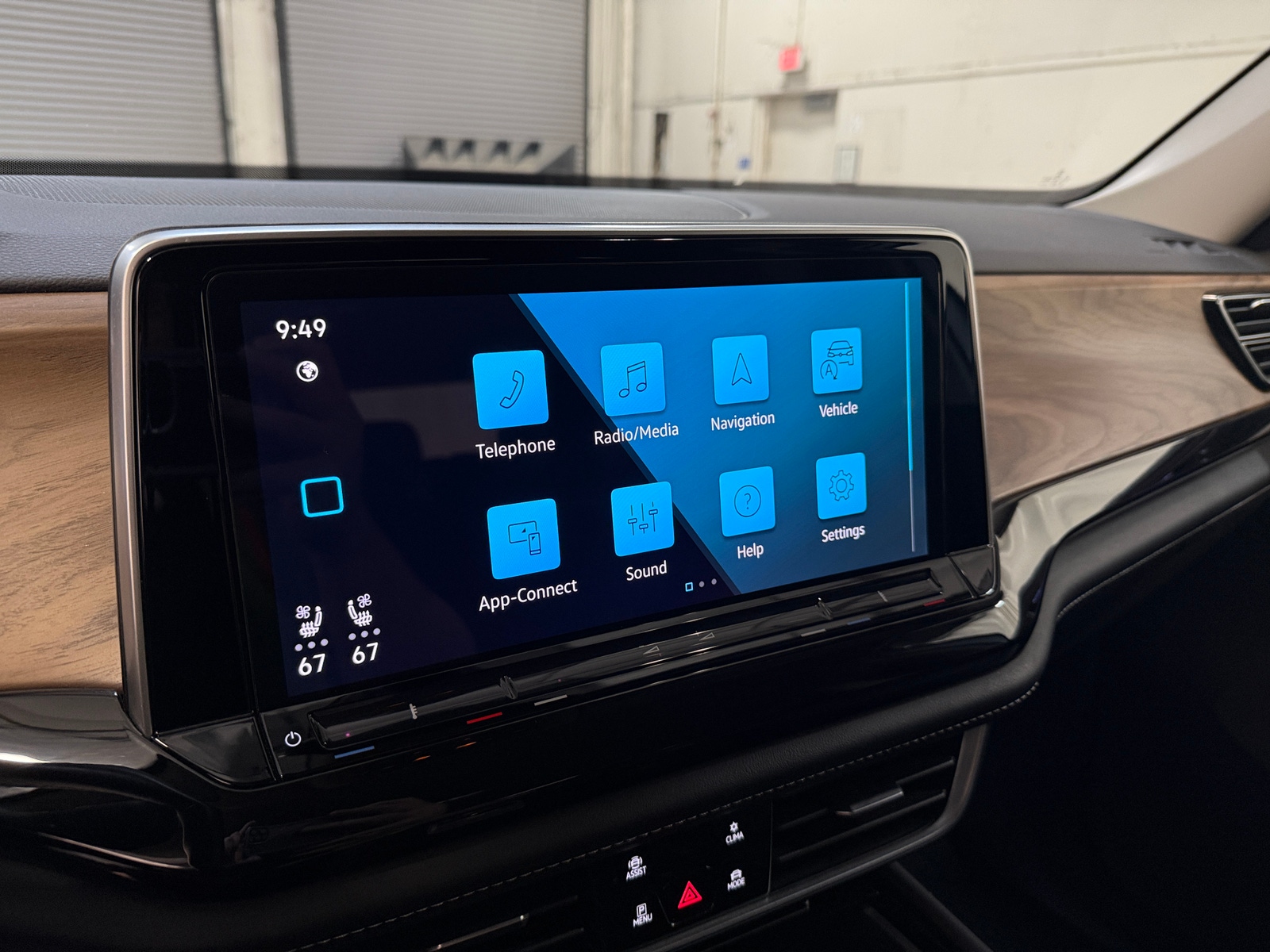 Thumbnail: 2025 Volkswagen Atlas - 3