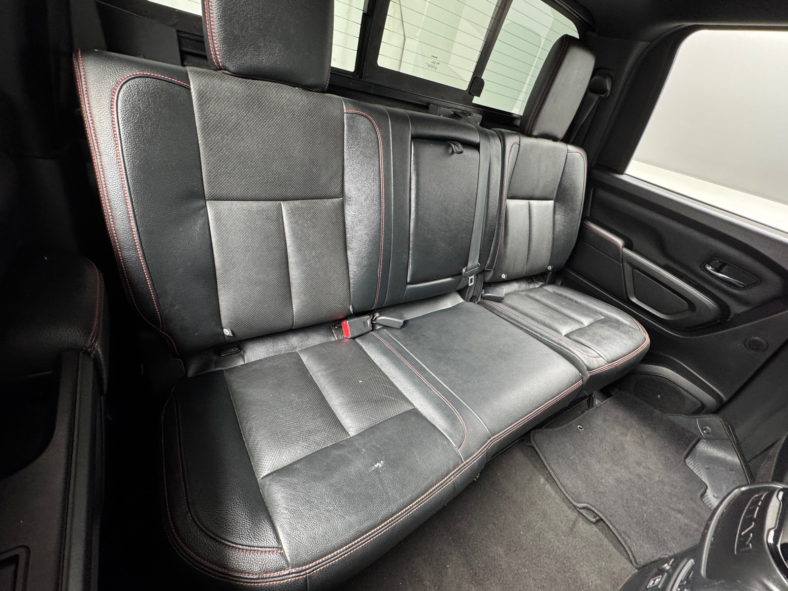 Thumbnail: 2020 Nissan Titan - 6