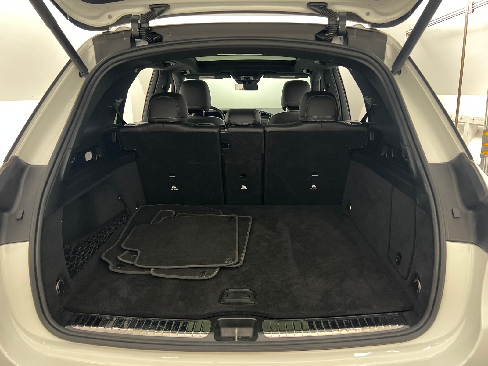 Thumbnail: 2024 Mercedes-Benz GLE - 6