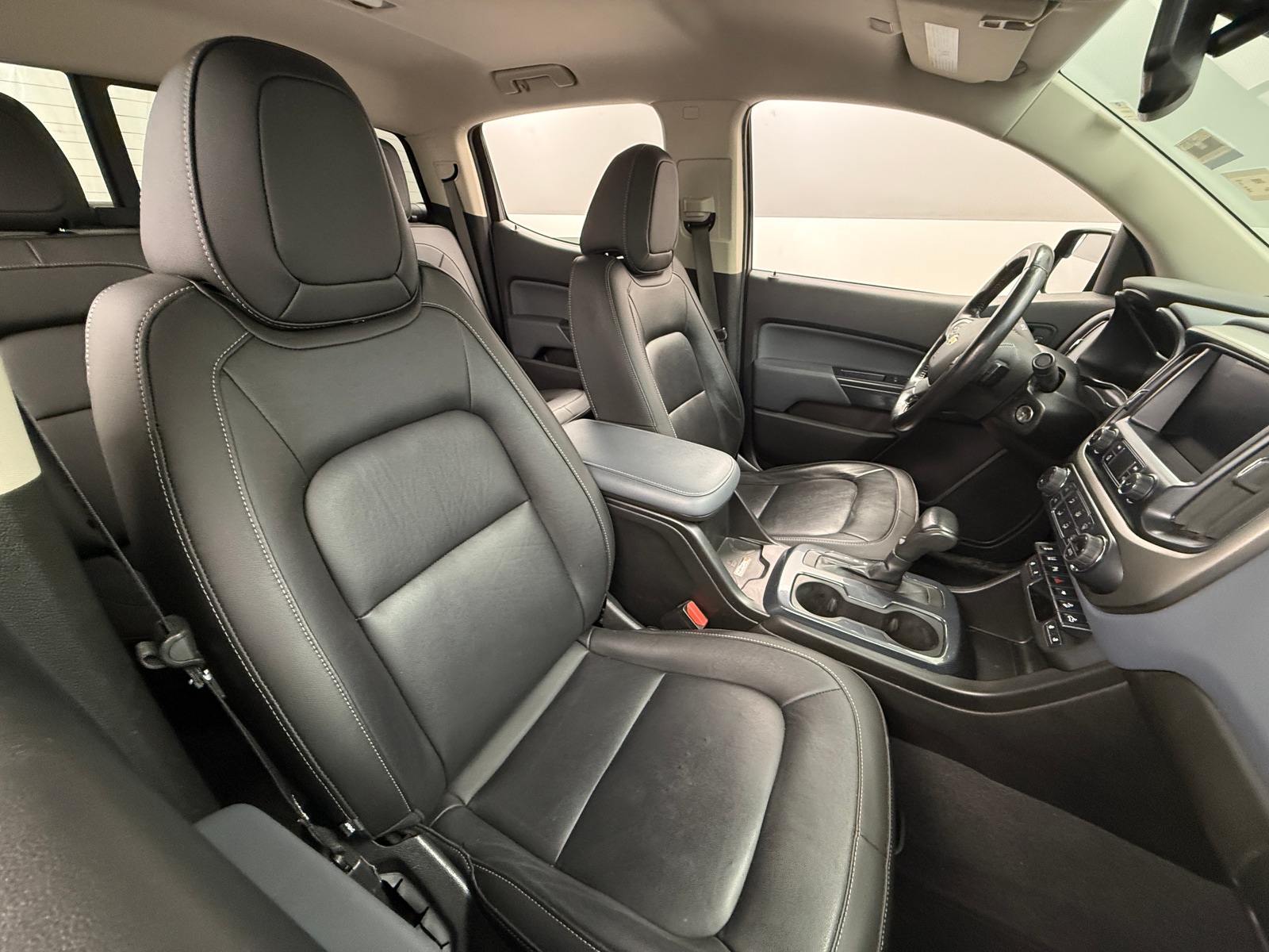 Thumbnail: 2021 Chevrolet Colorado - 2