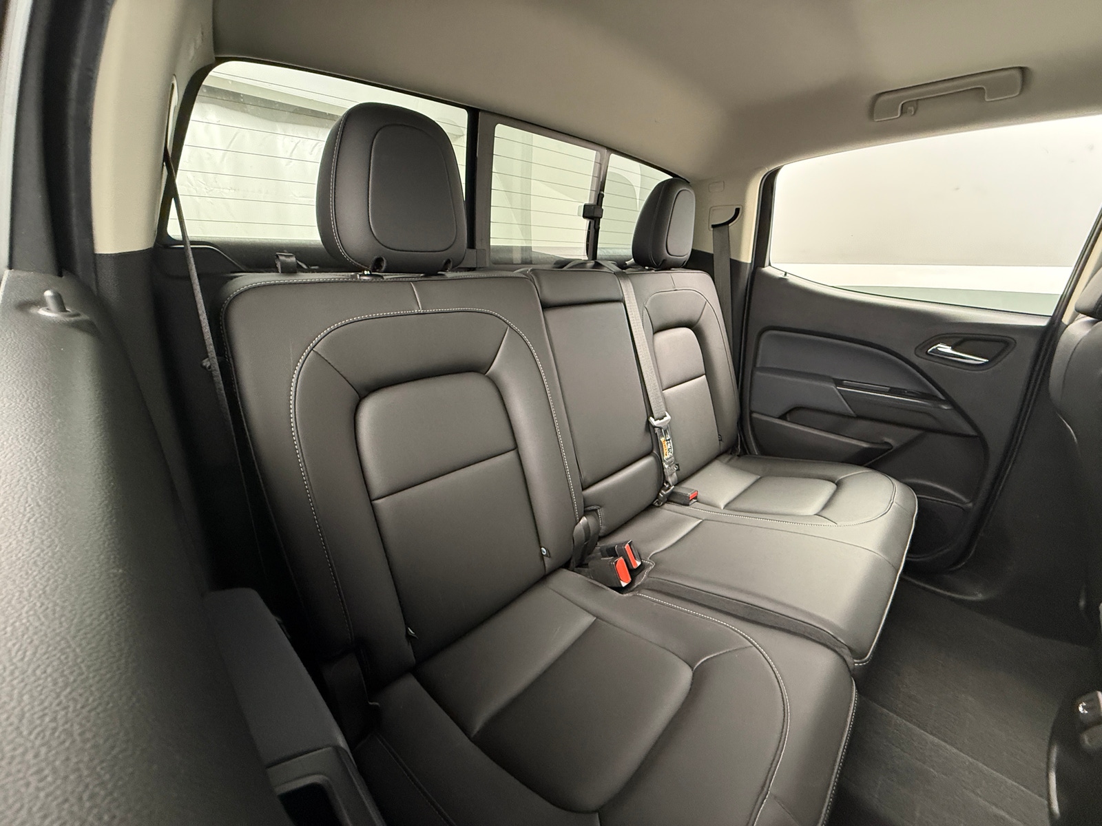 Thumbnail: 2021 Chevrolet Colorado - 6