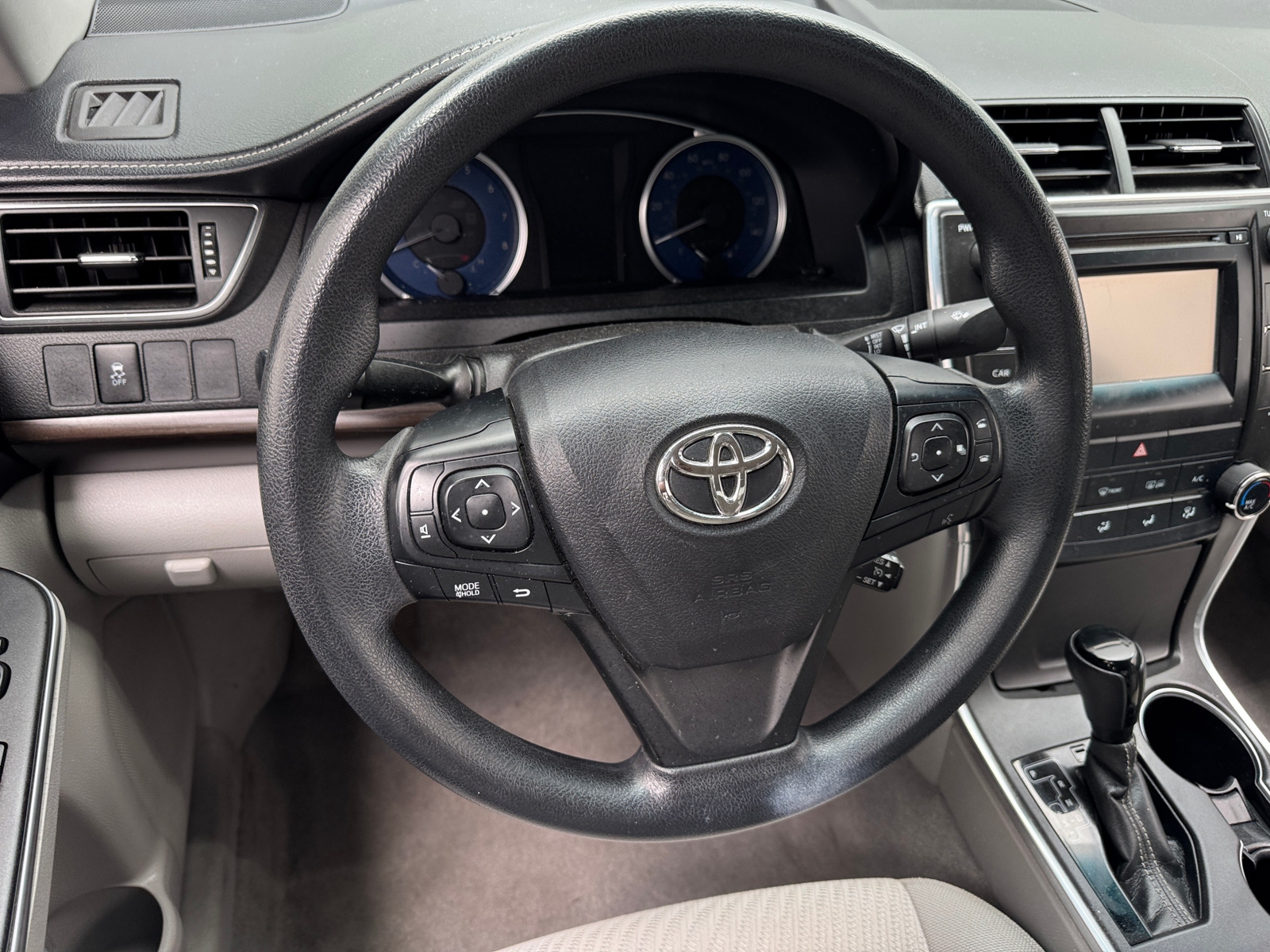 Thumbnail: 2016 Toyota Camry - 5