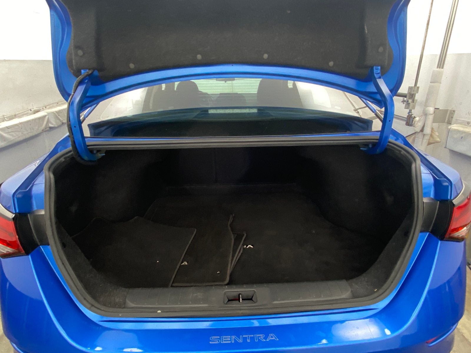 Thumbnail: 2021 Nissan Sentra - 7