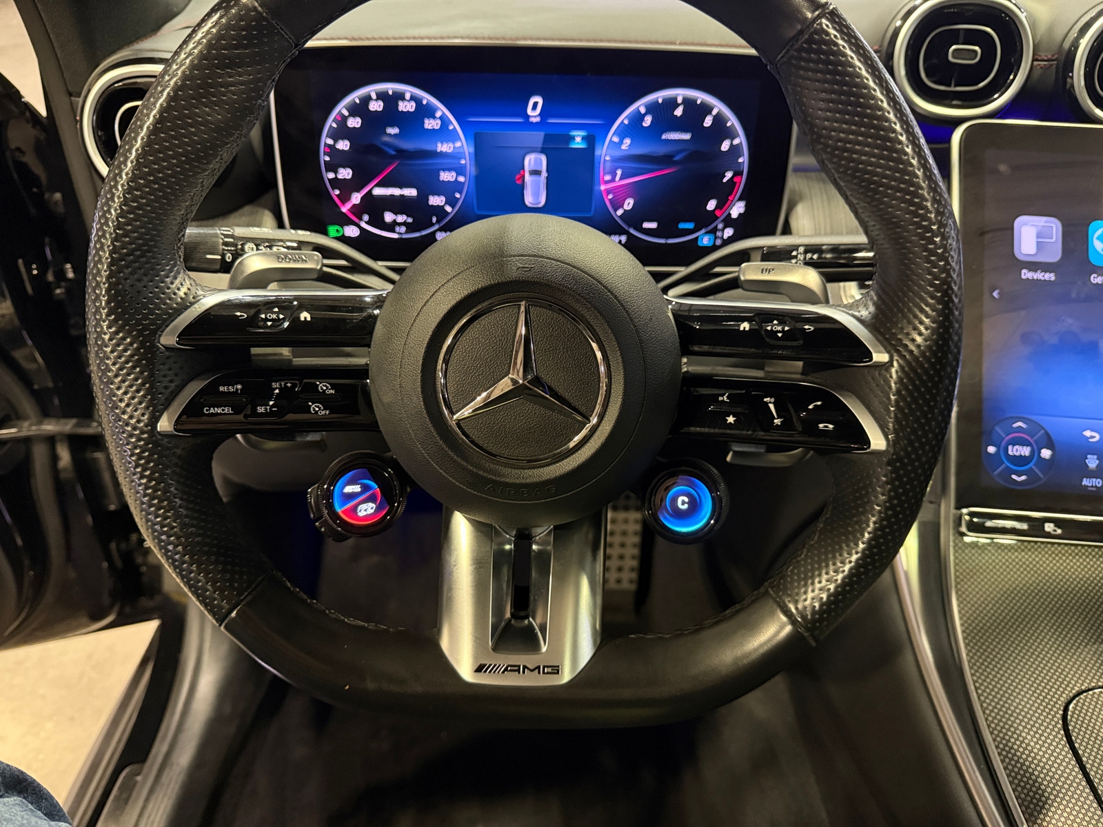 Thumbnail: 2025 Mercedes-Benz GLC - 4