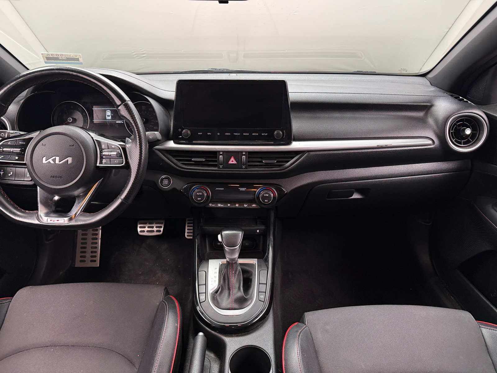 Thumbnail: 2022 Kia Forte - 3