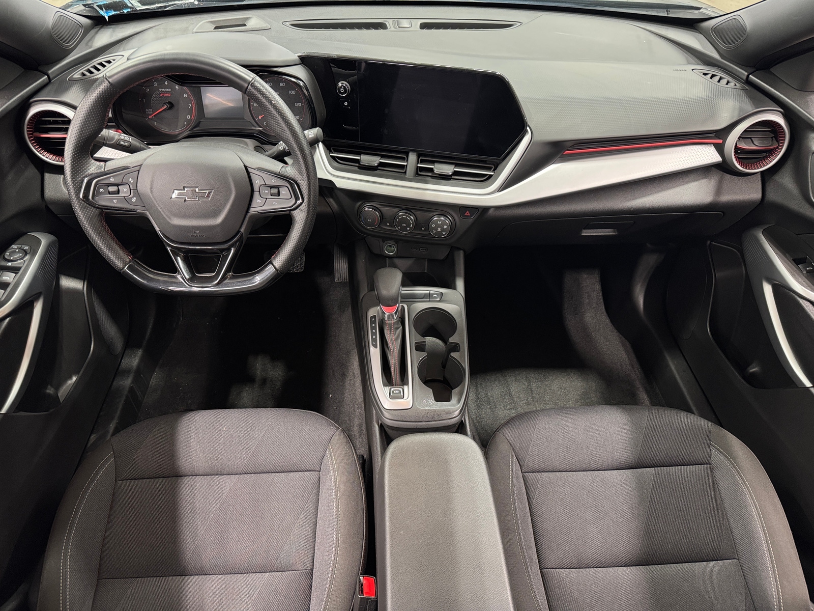 Thumbnail: 2024 Chevrolet Trax - 3