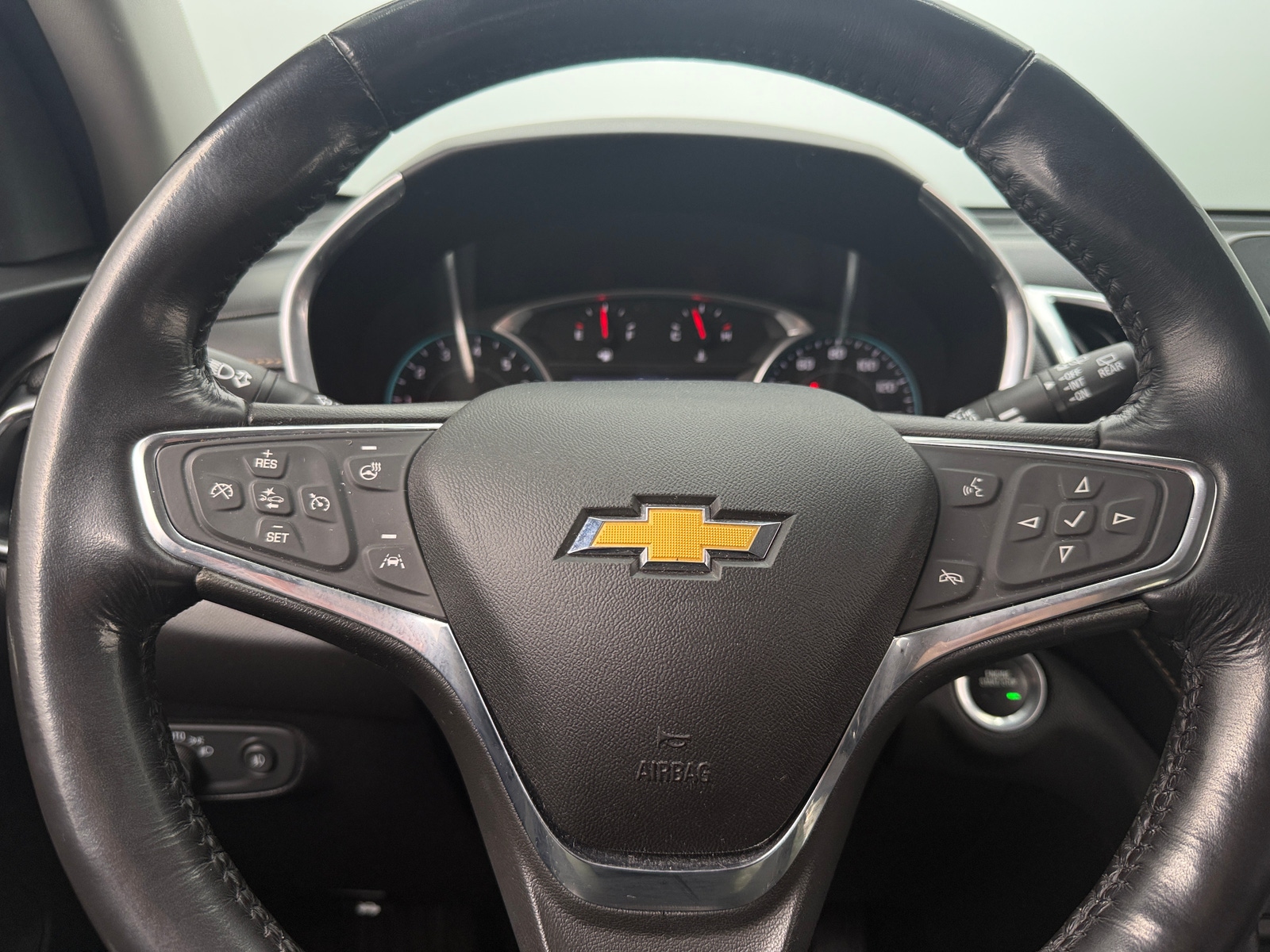 Thumbnail: 2019 Chevrolet Equinox - 4