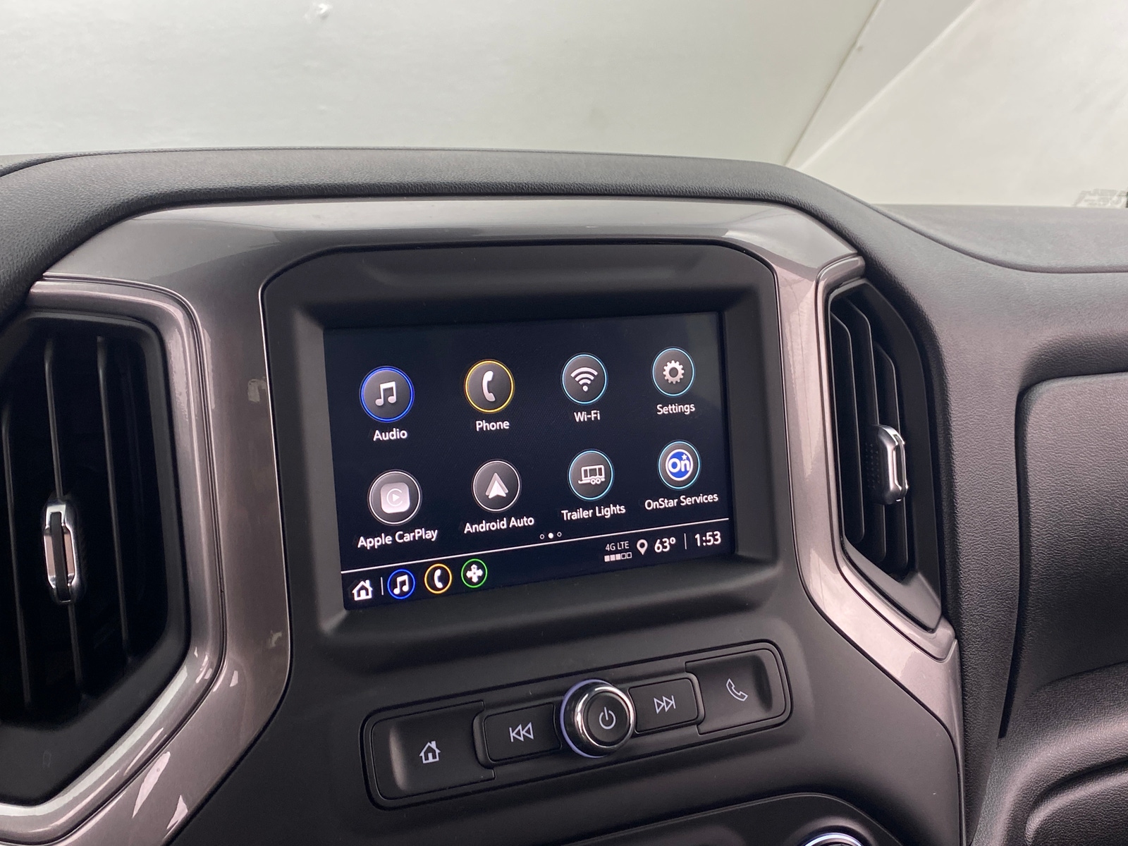 Thumbnail: 2025 Chevrolet Silverado 1500 - 4