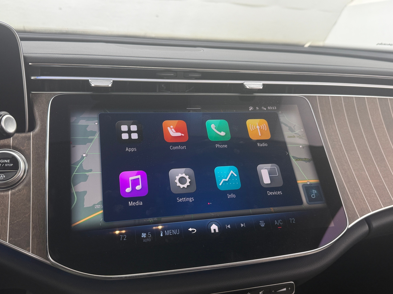 Thumbnail: 2025 Mercedes-Benz E-Class - 3