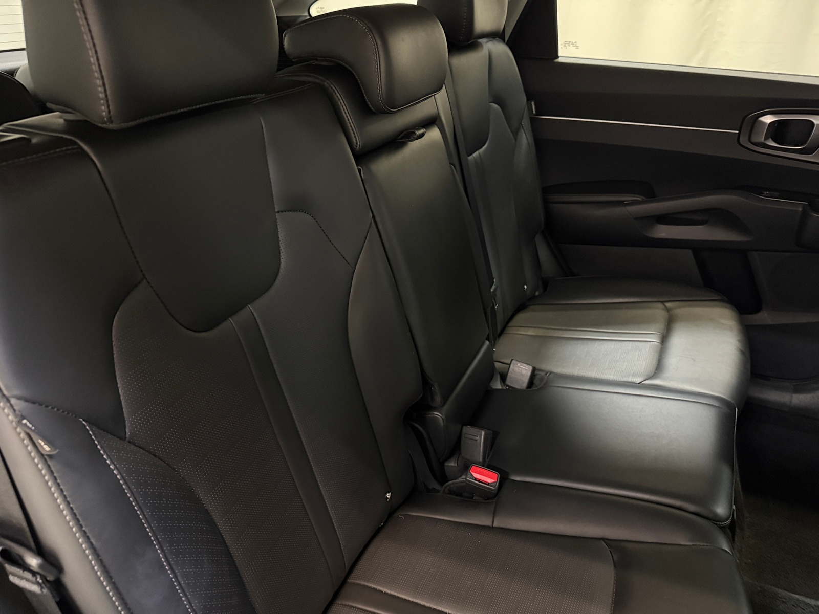 Thumbnail: 2024 Kia Sorento - 5