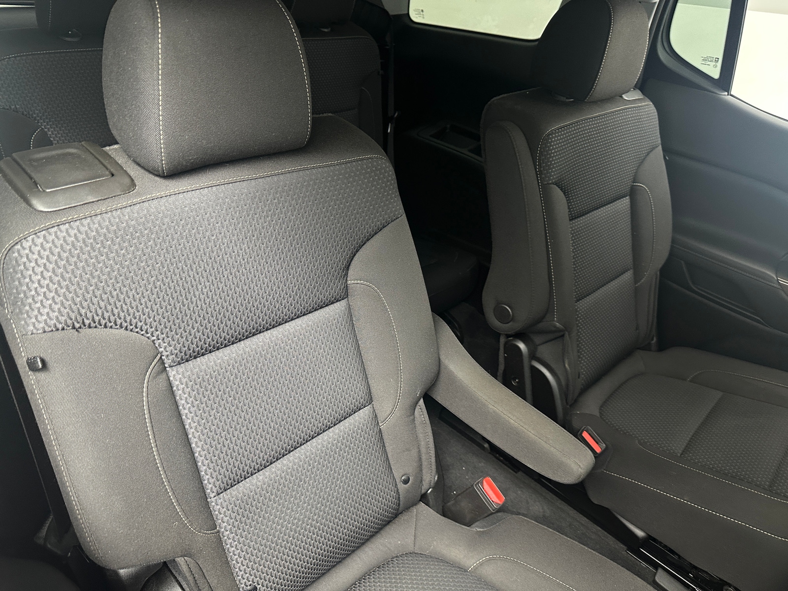 Thumbnail: 2023 GMC Acadia - 6