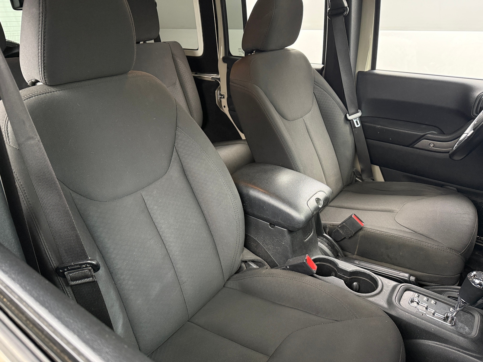 Thumbnail: 2017 Jeep Wrangler - 2