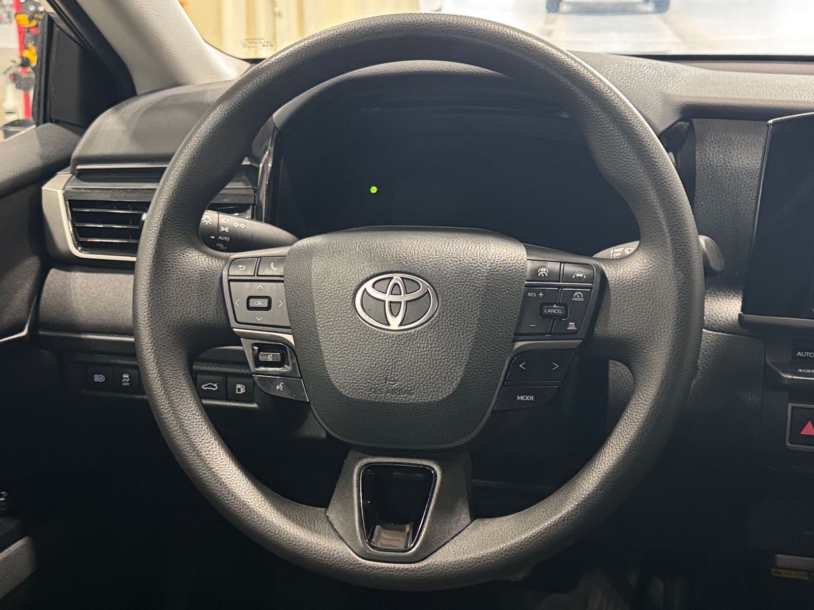 Thumbnail: 2025 Toyota Camry - 5