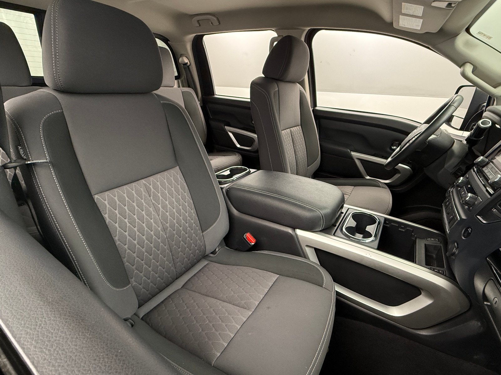 Thumbnail: 2024 Nissan Titan - 2