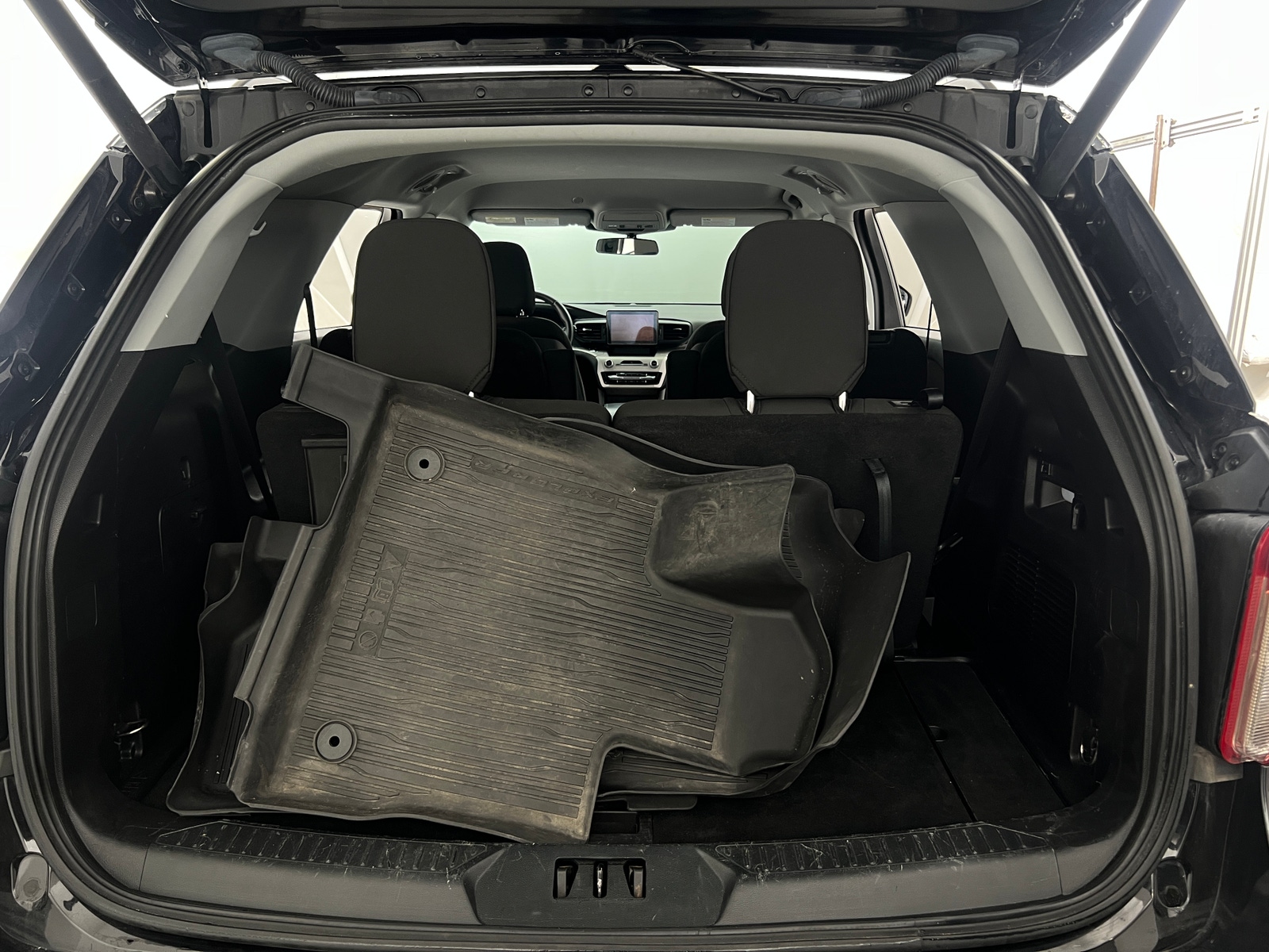 Thumbnail: 2020 Ford Explorer - 7