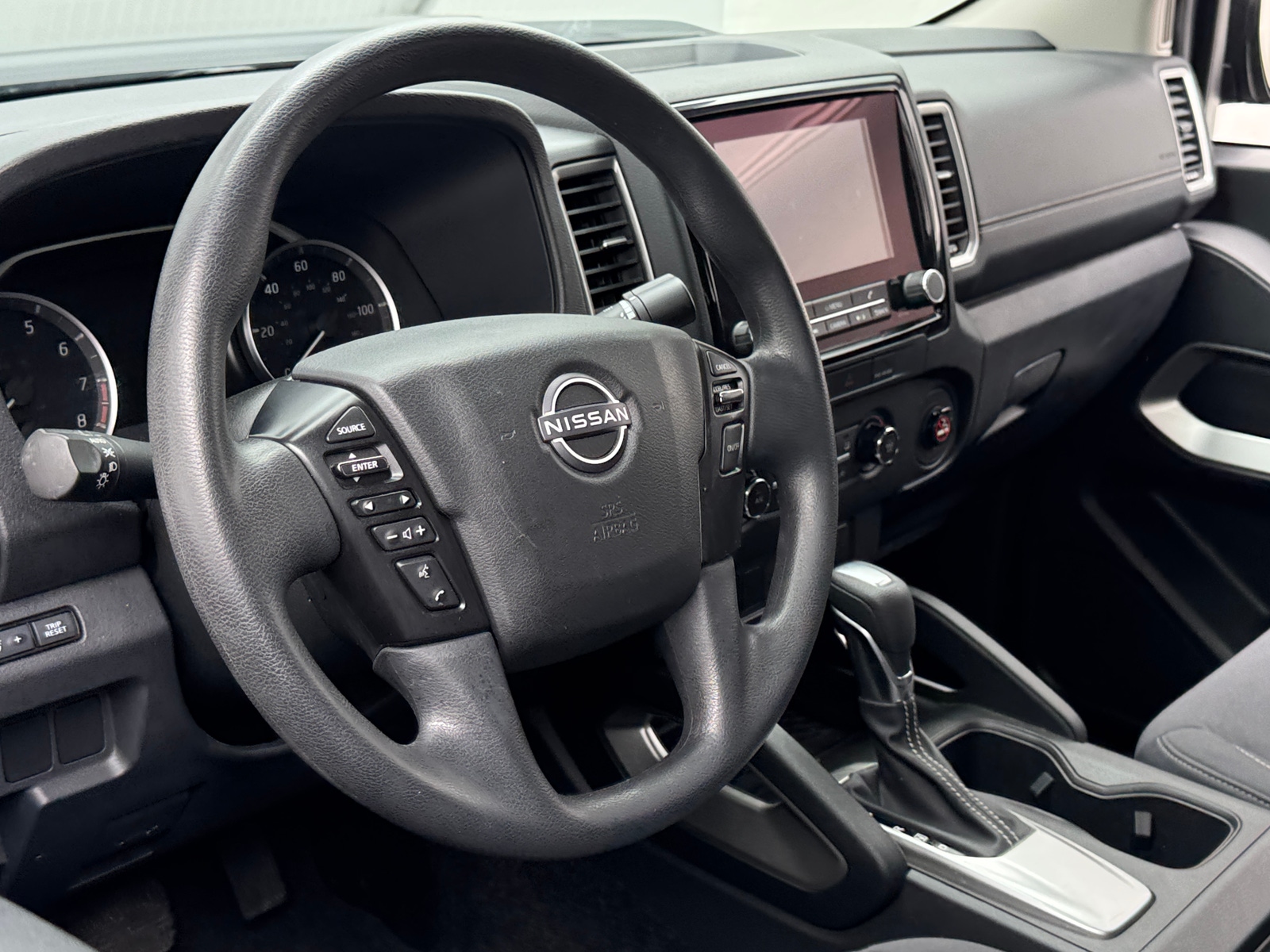 Thumbnail: 2023 Nissan Frontier - 5