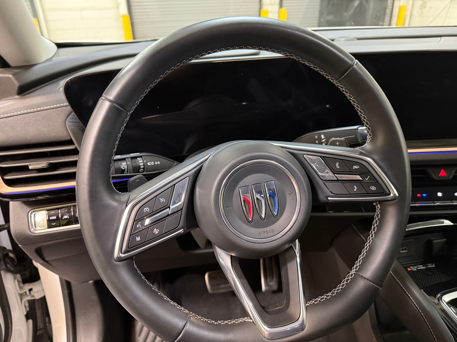 Thumbnail: 2024 Buick Envision - 4