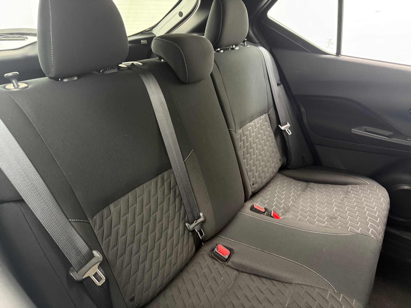 Thumbnail: 2022 Nissan Kicks - 6