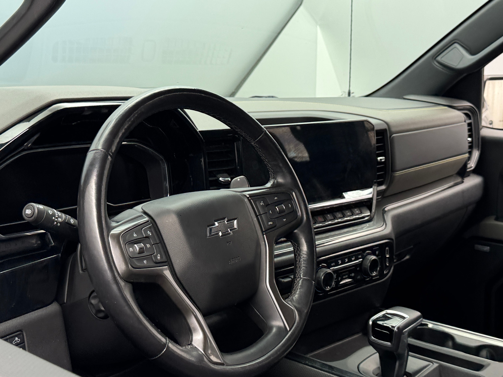 Thumbnail: 2022 Chevrolet Silverado 1500 - 4