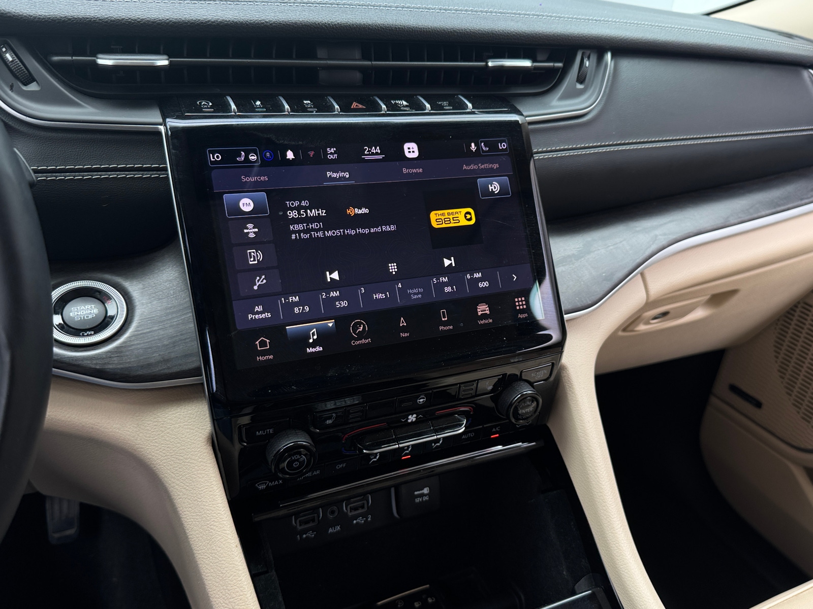 Thumbnail: 2021 Jeep Grand Cherokee L - 3