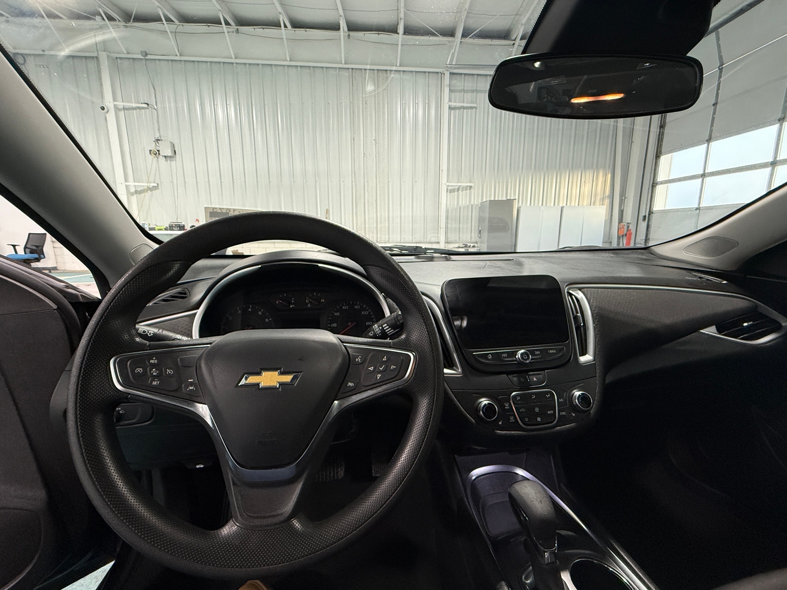 Thumbnail: 2024 Chevrolet Malibu - 3