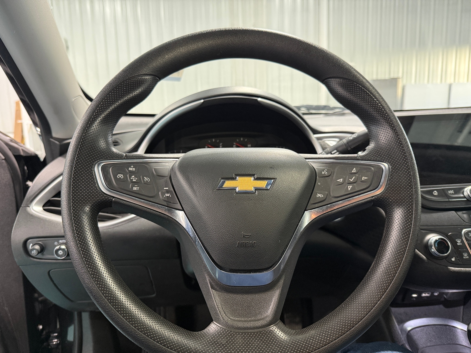 Thumbnail: 2024 Chevrolet Malibu - 5