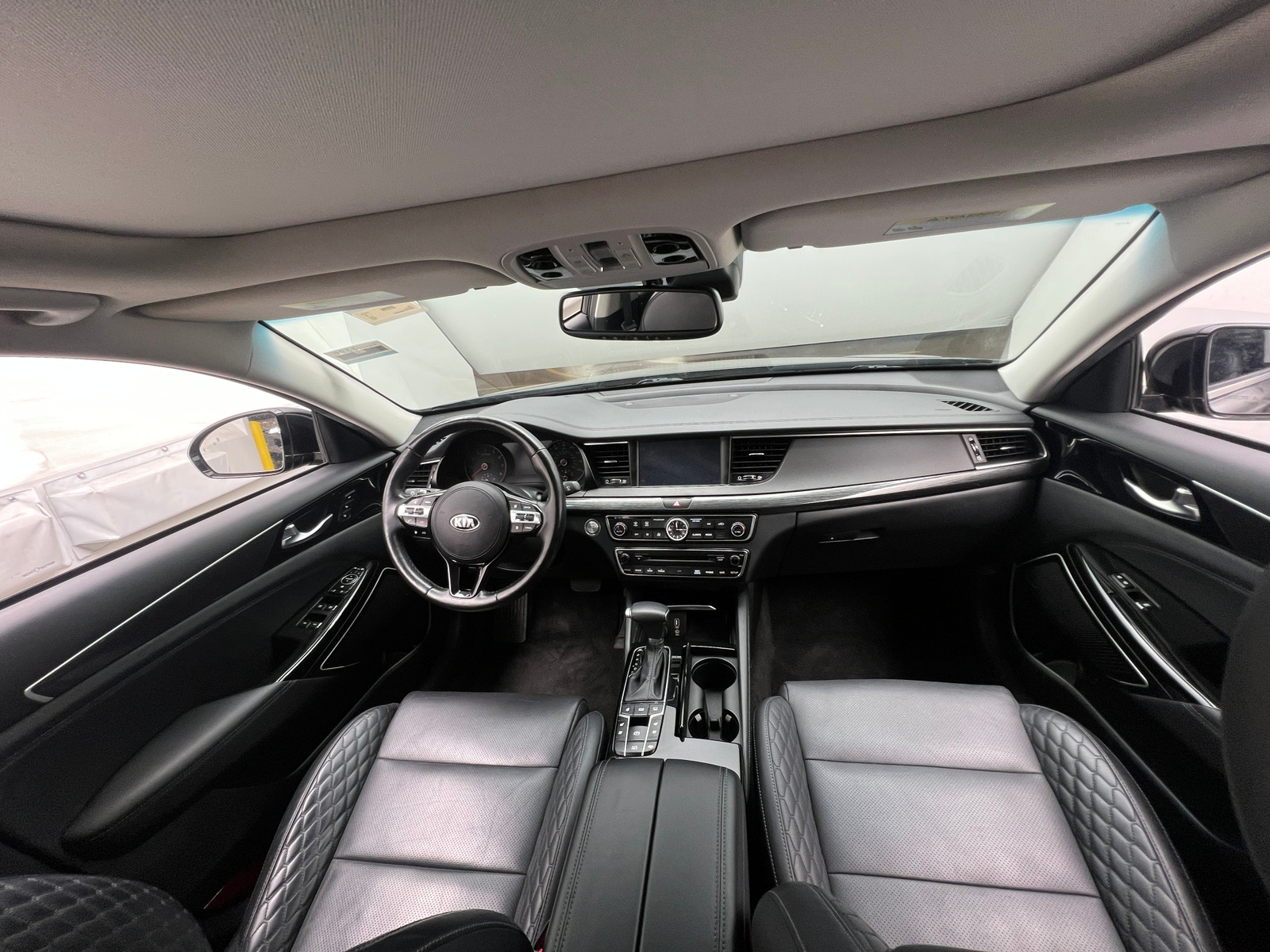 Thumbnail: 2017 Kia Cadenza - 2